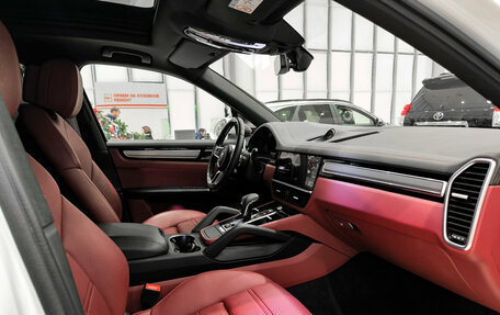 Porsche Cayenne III, 2022 год, 11 650 000 рублей, 11 фотография