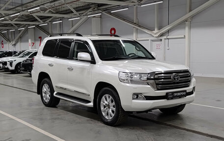 Toyota Land Cruiser 200, 2016 год, 5 950 000 рублей, 3 фотография