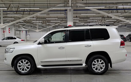 Toyota Land Cruiser 200, 2016 год, 5 950 000 рублей, 8 фотография