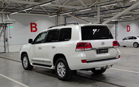Toyota Land Cruiser 200, 2016 год, 5 950 000 рублей, 7 фотография