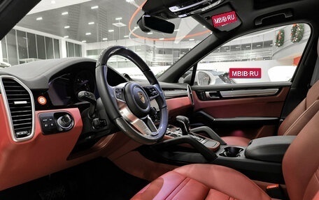 Porsche Cayenne III, 2022 год, 11 650 000 рублей, 16 фотография