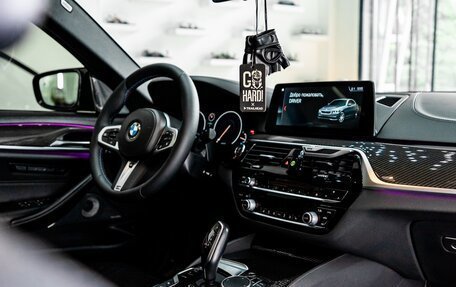 BMW 5 серия, 2019 год, 5 500 000 рублей, 10 фотография
