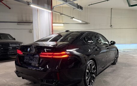 BMW 5 серия, 2025 год, 12 375 000 рублей, 11 фотография