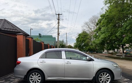 Toyota Corolla, 2011 год, 900 000 рублей, 3 фотография