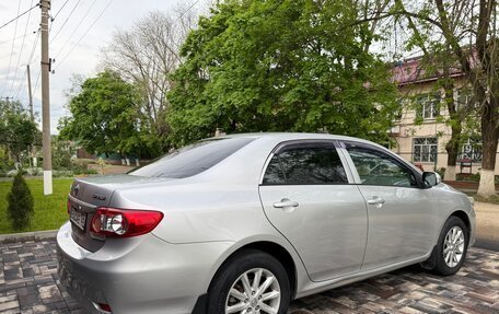 Toyota Corolla, 2011 год, 900 000 рублей, 4 фотография