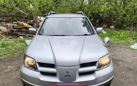 Mitsubishi Airtrek, 2003 год, 535 000 рублей, 2 фотография