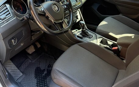 Volkswagen Tiguan II, 2018 год, 1 849 000 рублей, 17 фотография