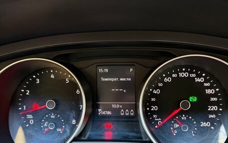Volkswagen Tiguan II, 2018 год, 1 849 000 рублей, 18 фотография