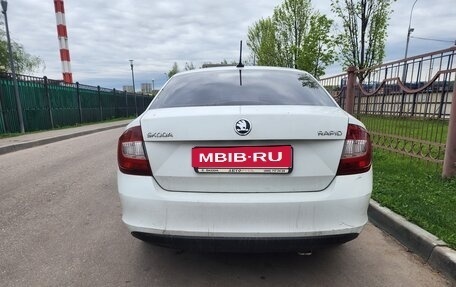 Skoda Rapid I, 2018 год, 380 000 рублей, 6 фотография
