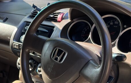 Honda Fit Aria, 2003 год, 235 000 рублей, 13 фотография