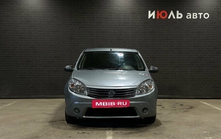 Renault Sandero I, 2012 год, 300 000 рублей, 2 фотография