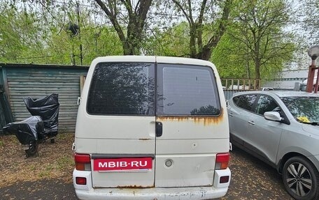 Volkswagen Transporter T4, 1997 год, 230 000 рублей, 2 фотография