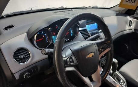 Chevrolet Cruze II, 2012 год, 680 000 рублей, 9 фотография