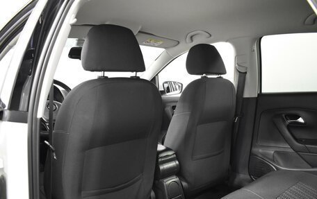 Volkswagen Polo VI (EU Market), 2015 год, 999 900 рублей, 11 фотография