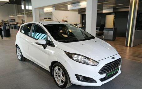 Ford Fiesta, 2015 год, 699 000 рублей, 1 фотография