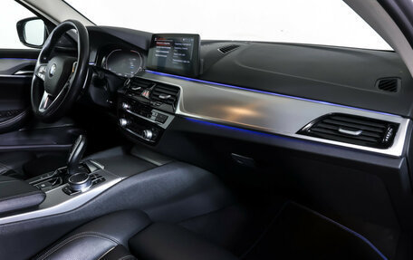 BMW 5 серия, 2019 год, 3 370 000 рублей, 10 фотография