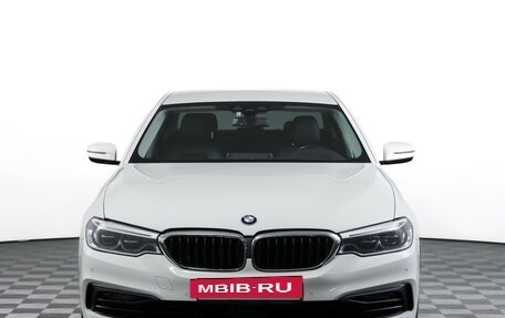BMW 5 серия, 2019 год, 3 370 000 рублей, 2 фотография