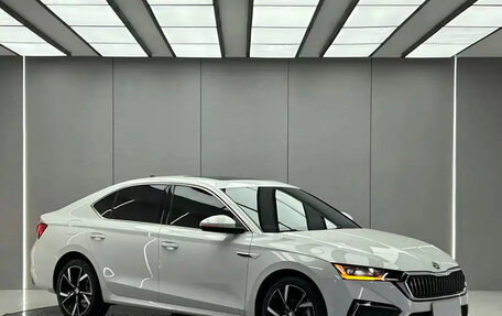 Skoda Octavia IV, 2022 год, 1 900 000 рублей, 3 фотография