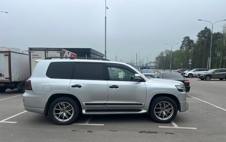 Toyota Land Cruiser 200, 2013 год, 4 105 000 рублей, 2 фотография