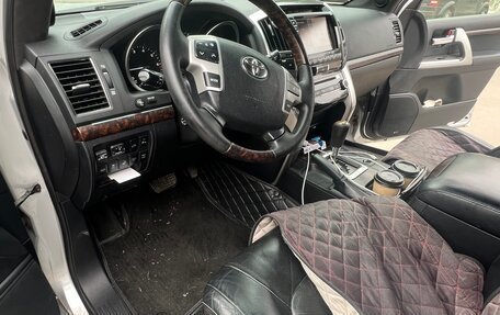 Toyota Land Cruiser 200, 2013 год, 4 105 000 рублей, 8 фотография