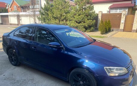 Volkswagen Jetta VI, 2011 год, 950 000 рублей, 10 фотография