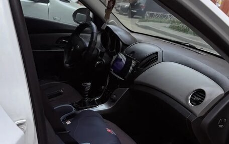 Chevrolet Cruze II, 2013 год, 950 000 рублей, 5 фотография