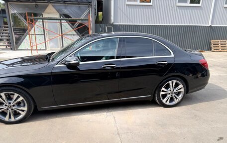 Mercedes-Benz C-Класс, 2018 год, 2 500 000 рублей, 4 фотография