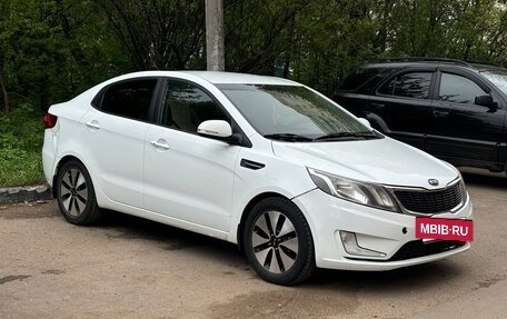 KIA Rio III рестайлинг, 2012 год, 820 000 рублей, 2 фотография