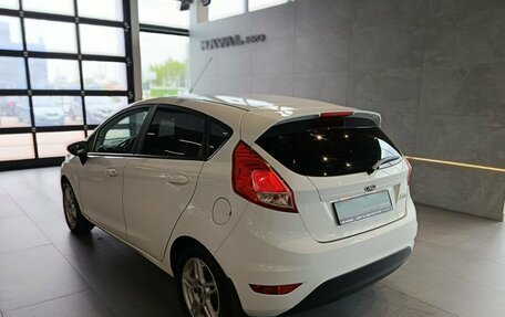 Ford Fiesta, 2015 год, 699 000 рублей, 4 фотография