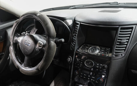 Infiniti FX II, 2010 год, 1 869 000 рублей, 17 фотография