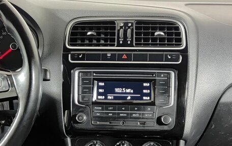 Volkswagen Polo VI (EU Market), 2017 год, 950 000 рублей, 18 фотография