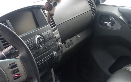 Nissan Pathfinder, 2010 год, 770 000 рублей, 1 фотография