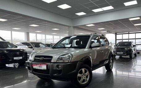 Hyundai Tucson III, 2006 год, 745 000 рублей, 1 фотография