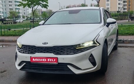 KIA K5, 2021 год, 2 350 000 рублей, 1 фотография