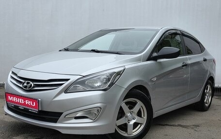 Hyundai Solaris II рестайлинг, 2015 год, 870 000 рублей, 1 фотография