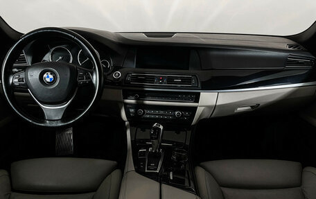 BMW 5 серия, 2011 год, 2 297 000 рублей, 12 фотография