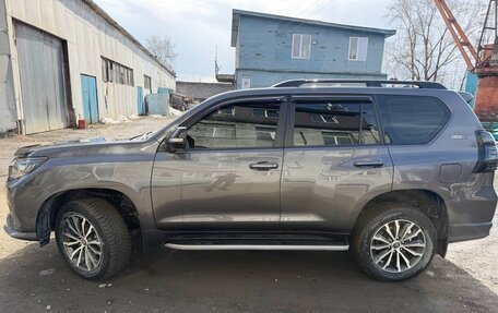 Toyota Land Cruiser Prado 150 рестайлинг 2, 2021 год, 8 000 000 рублей, 8 фотография