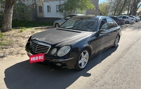 Mercedes-Benz E-Класс, 2003 год, 500 000 рублей, 2 фотография