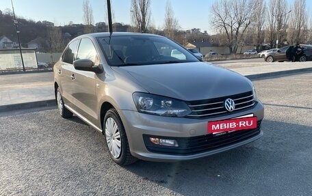 Volkswagen Polo VI (EU Market), 2018 год, 900 000 рублей, 2 фотография