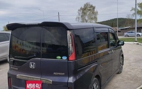 Honda Stepwgn IV, 2017 год, 2 400 000 рублей, 15 фотография