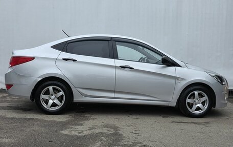 Hyundai Solaris II рестайлинг, 2015 год, 870 000 рублей, 4 фотография