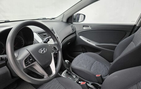 Hyundai Solaris II рестайлинг, 2015 год, 870 000 рублей, 9 фотография