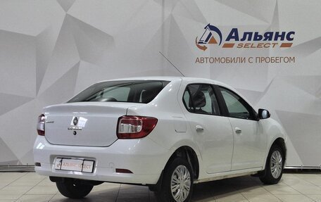 Renault Logan II, 2017 год, 495 000 рублей, 3 фотография