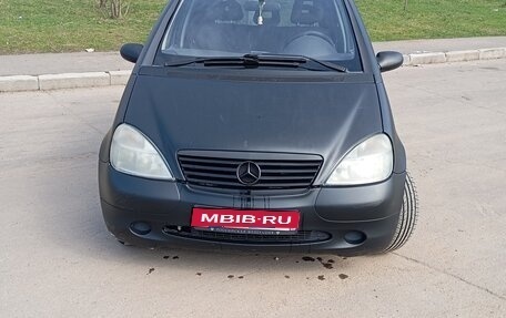 Mercedes-Benz A-Класс, 2001 год, 250 000 рублей, 1 фотография