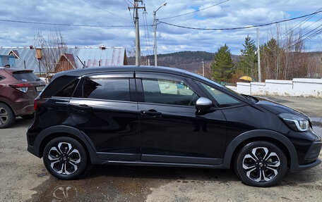 Honda Fit, 2020 год, 1 750 000 рублей, 6 фотография