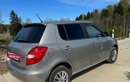 Skoda Fabia II, 2011 год, 530 000 рублей, 4 фотография