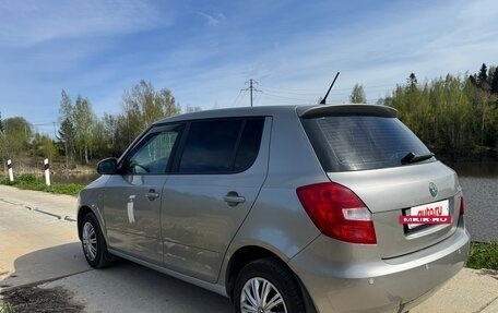 Skoda Fabia II, 2011 год, 530 000 рублей, 3 фотография