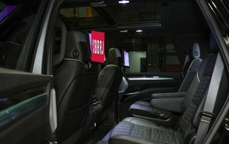 Cadillac Escalade V, 2025 год, 17 800 000 рублей, 8 фотография