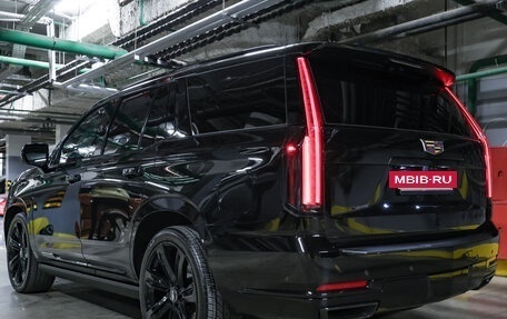 Cadillac Escalade V, 2025 год, 17 800 000 рублей, 10 фотография