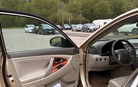 Toyota Camry, 2010 год, 1 190 000 рублей, 3 фотография
